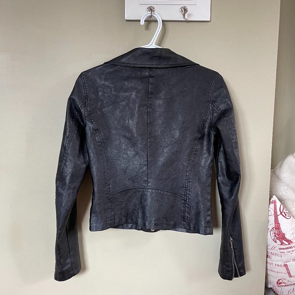 Faux Black Leather Jacket - Picture 7 of 8